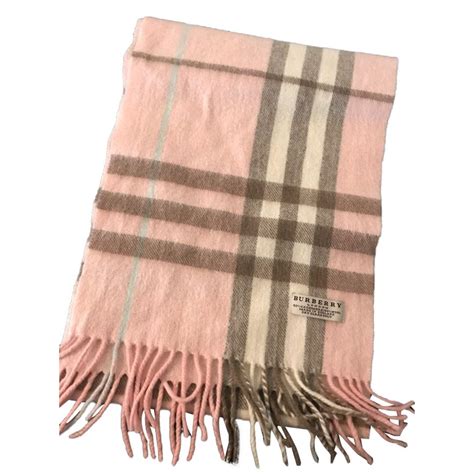 burberry rosa wolle schal|Burberry menschenhandel.